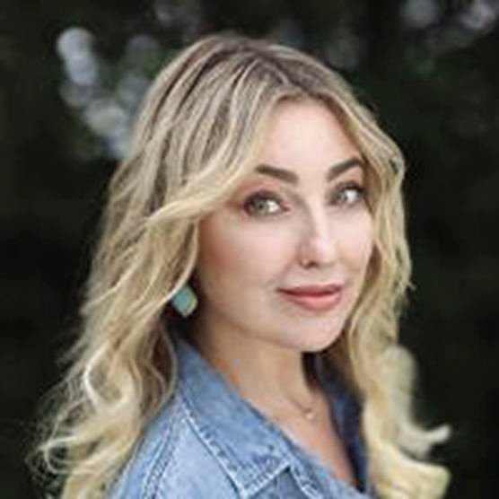 Wayne Co. native Sarah Frey of Frey Farms, receives “Women in Produce” award